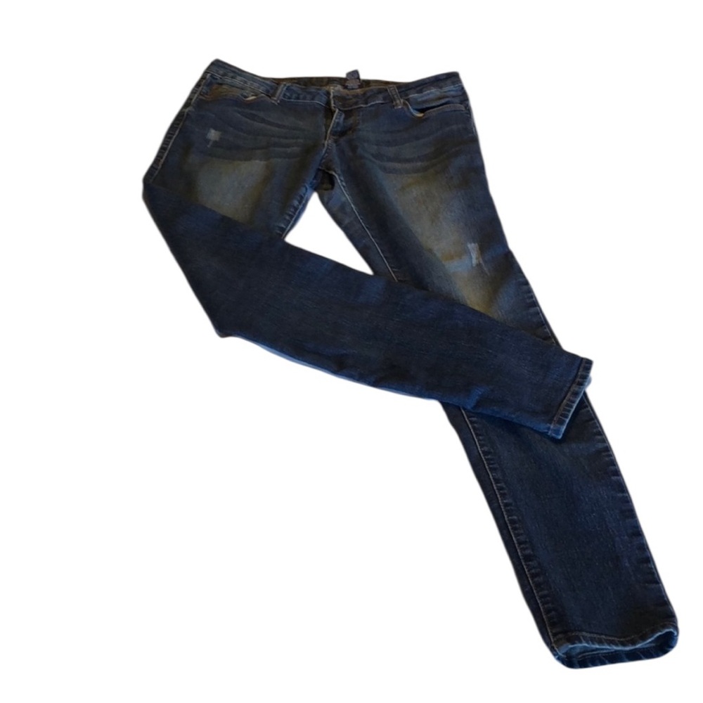 Women’s size 7 S.O.N.G blue jeans